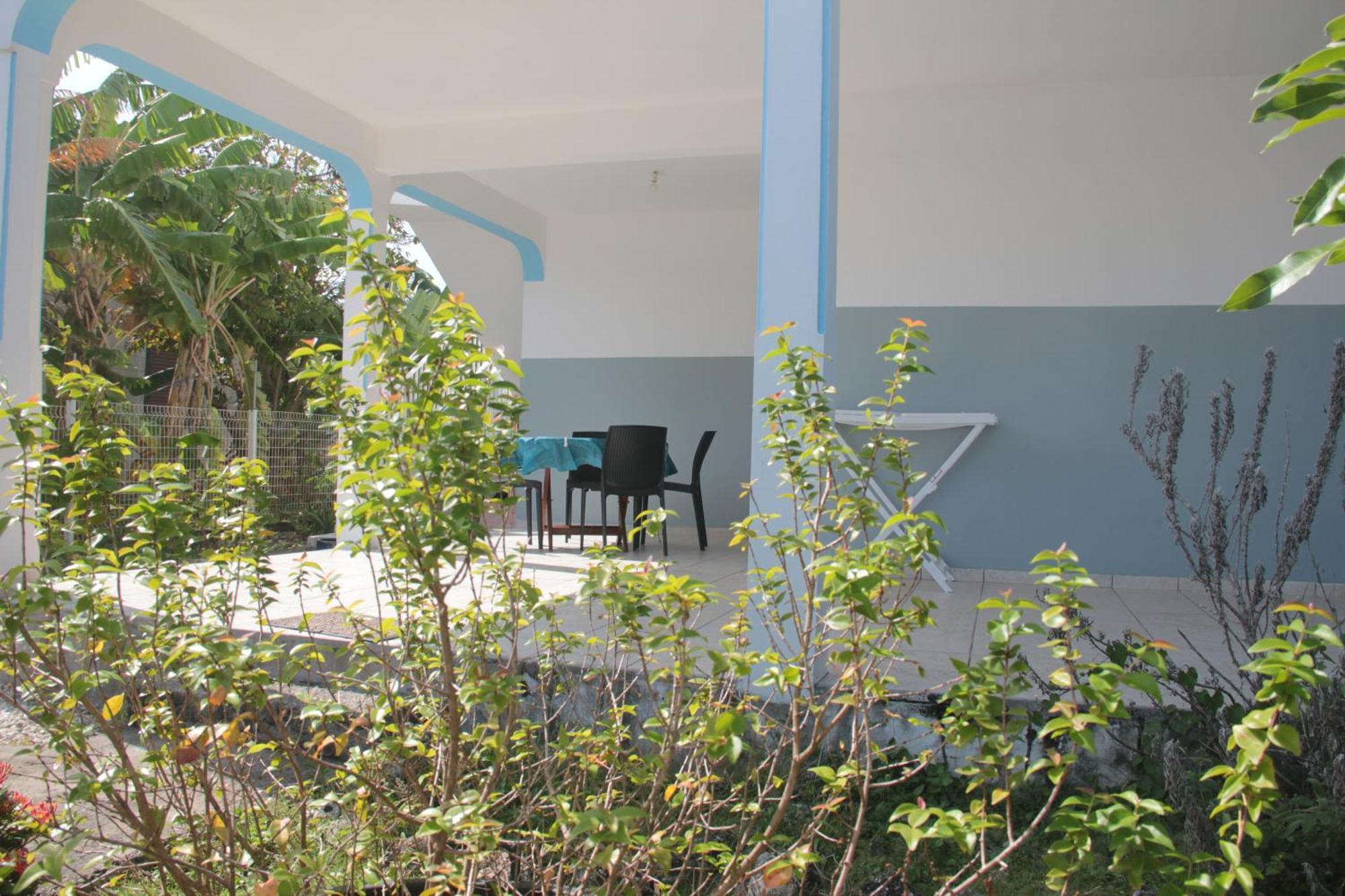 Lambano Studio Grand-Bourg  Exterior foto